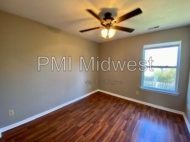 Building Photo - 16736 Aulton Dr