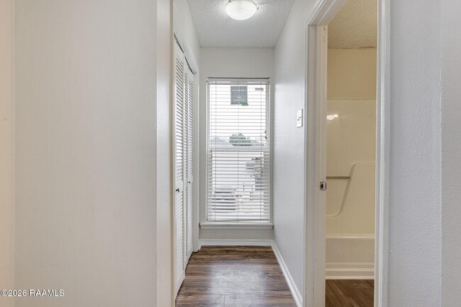 Building Photo - 1318 Lee Ave