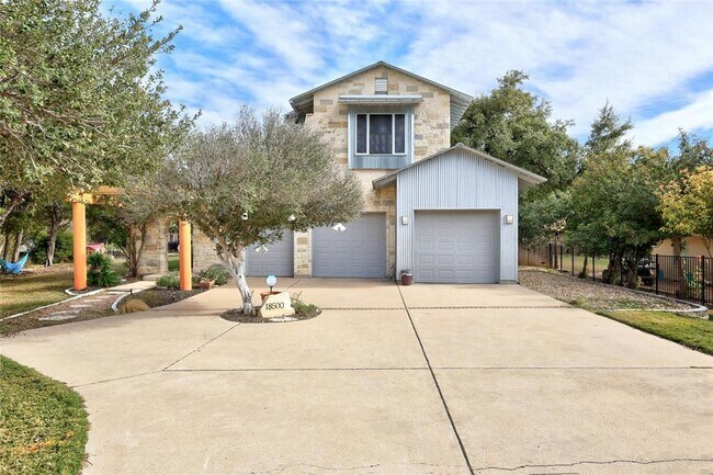 Building Photo - 18500 Lakehead Cir