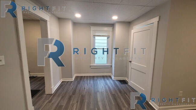 Building Photo - Stop! Look no further. Make this rental property, yours!