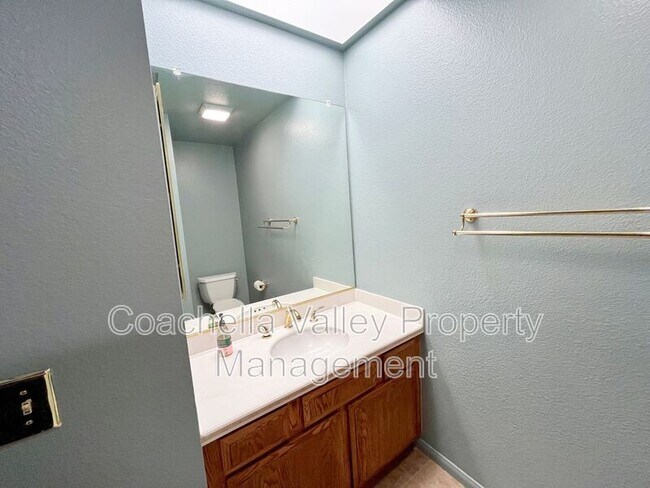 Building Photo - 112 Avellino Cir