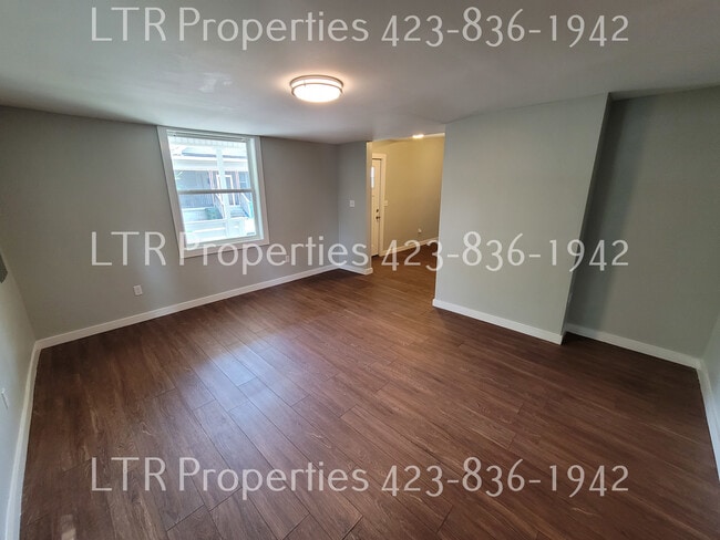 Building Photo - Flynn st (1203