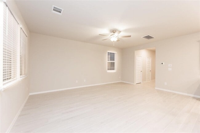 Building Photo - 18484 Sunrise Maple Drive, Montgomery, TX ...