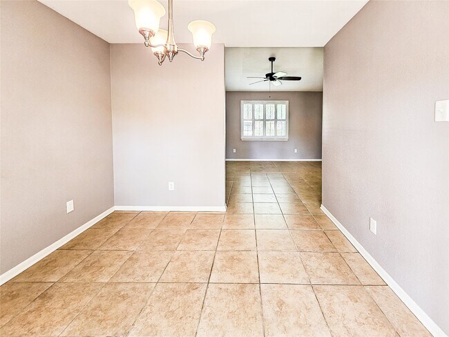 Building Photo - 725 Illinois Ave