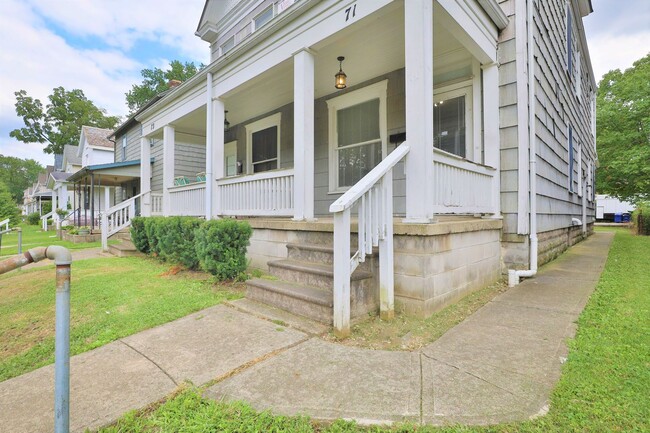 Building Photo - 5 Bedroom Right off of High St - OSU Campus