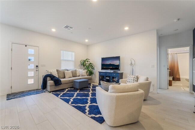 Building Photo - 292 Whitney Crest St