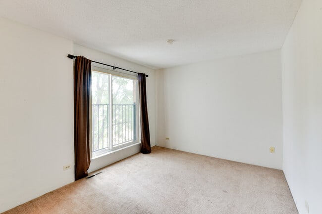 Second bedroom - 2899 S Locust St