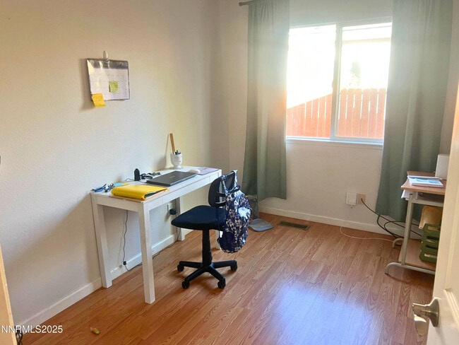 Building Photo - 1995 Trainer Wy