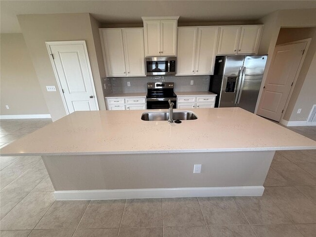 Building Photo - 10013 Daybreak Glen