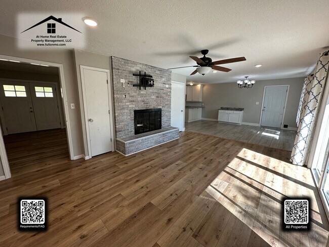 Building Photo - 402 Douglas Blvd