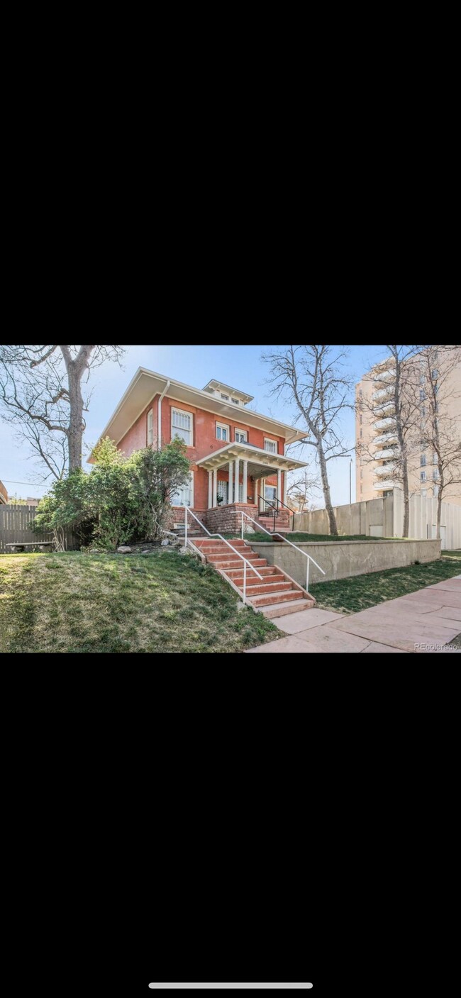 Primary Photo - 1344 Gaylord St