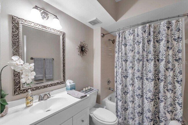 Building Photo - 10811 Indian Hills Ct