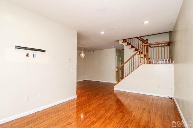 Building Photo - 1408 Joseph Ct