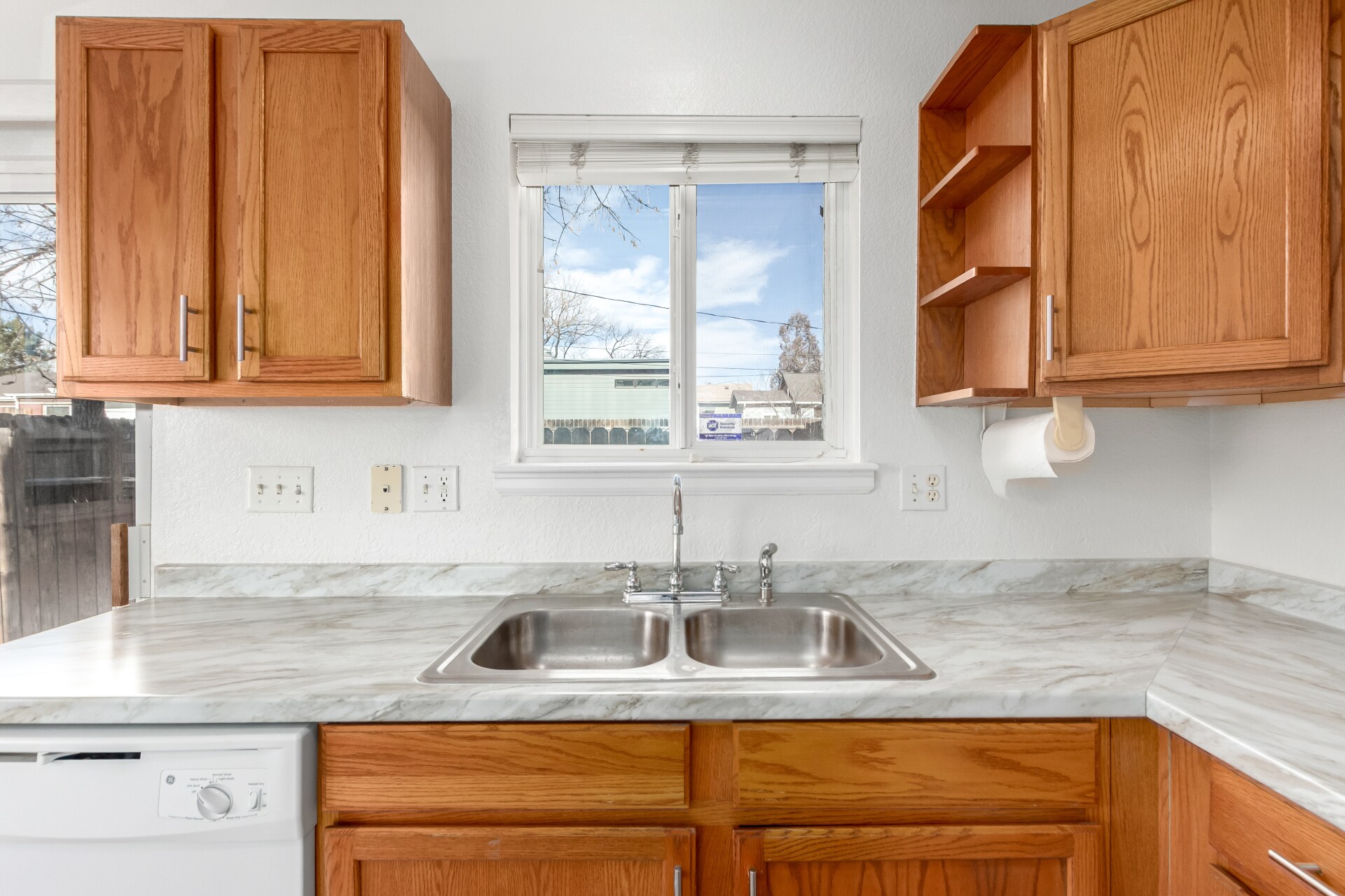 Building Photo - 3249 N Madison St