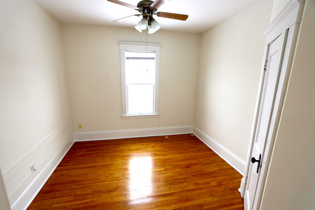 East Bedroom. - 2934 Oakland Avenue