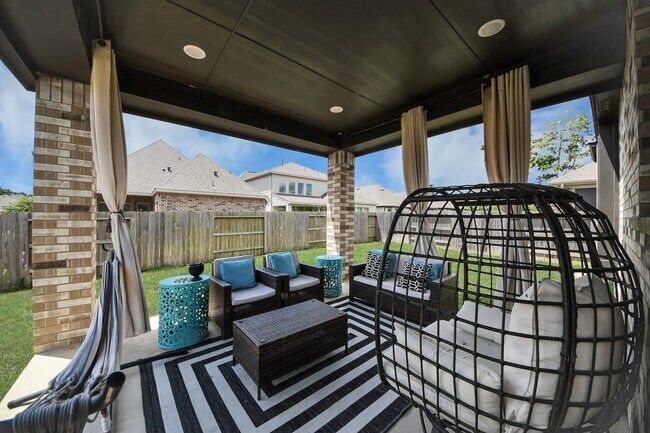 Building Photo - 15734 Autumn Sun Ct