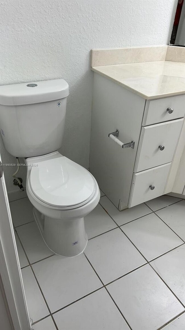 Building Photo - 1953 Freeport Dr