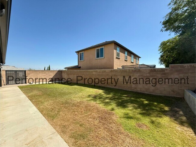 Building Photo - 10400 Garden View Ln