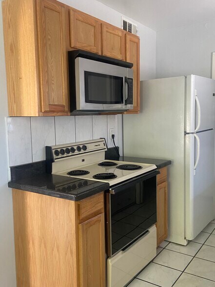 Building Photo - 1821 Jefferson St