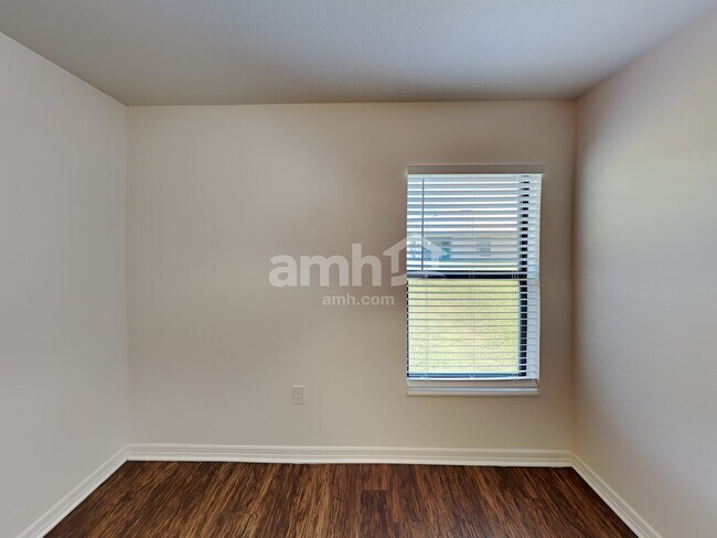 Building Photo - 1120 Brenton Leaf Dr