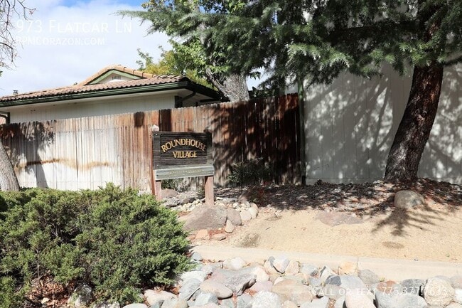 Building Photo - 973 Flatcar Ln