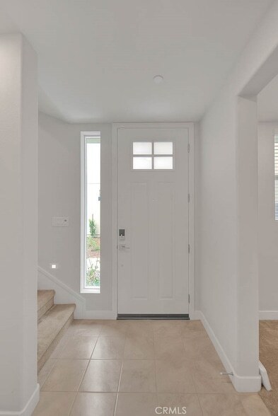 Building Photo - 6 Crown Point Dr