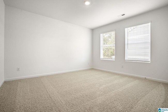 Building Photo - 2052 Gadwall Dr