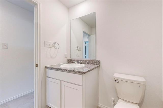 Building Photo - 1536 Vattier St
