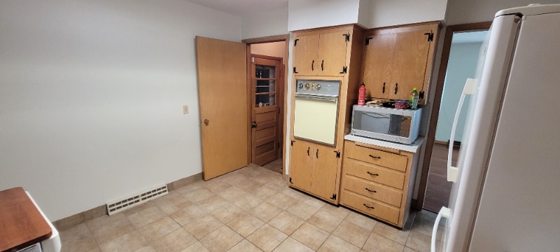 Building Photo - 7602 Parker St