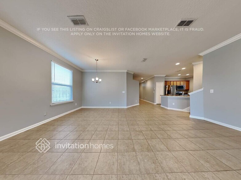 Building Photo - 170 Prairie Ridge Dr