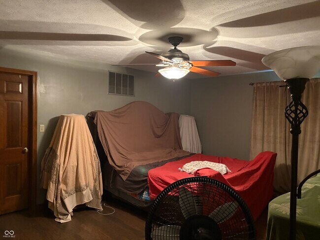 Building Photo - 11102 Outrigger Ct