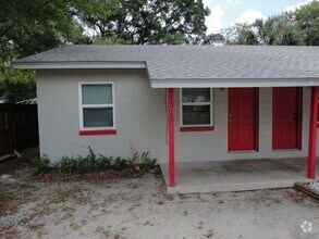 Building Photo - Nice recently Remodel 2 bedroom/1 bath duplex