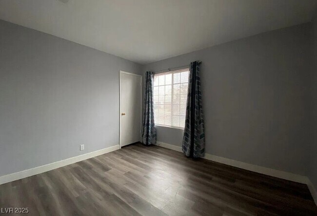 Building Photo - 6424 Quantum Ln