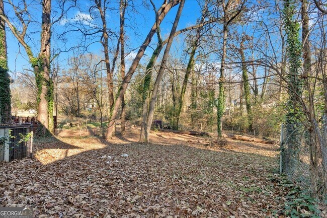 Building Photo - 2080 Bluffton Way