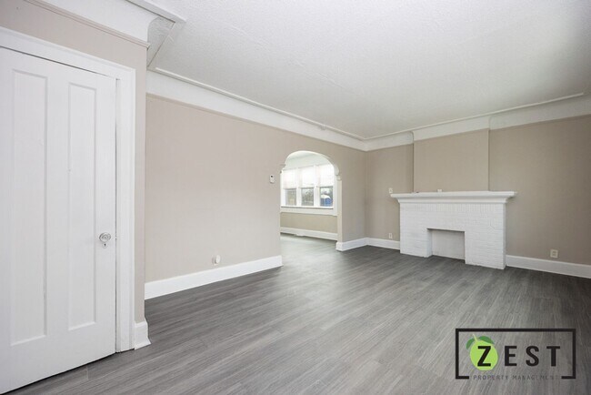 Building Photo - 12120 Stoepel St