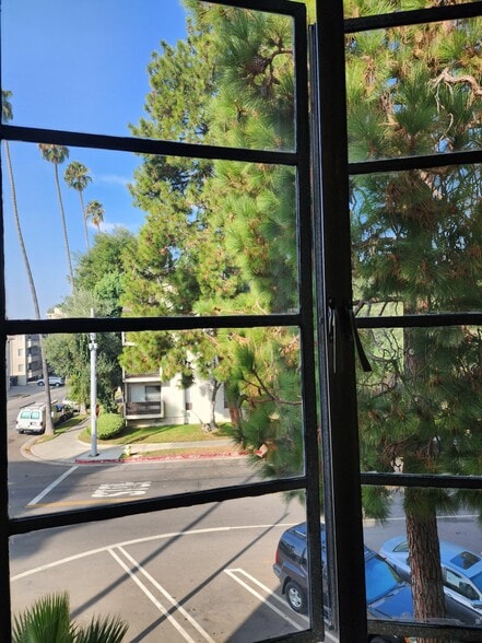 Building Photo - 456 S Harvard Blvd