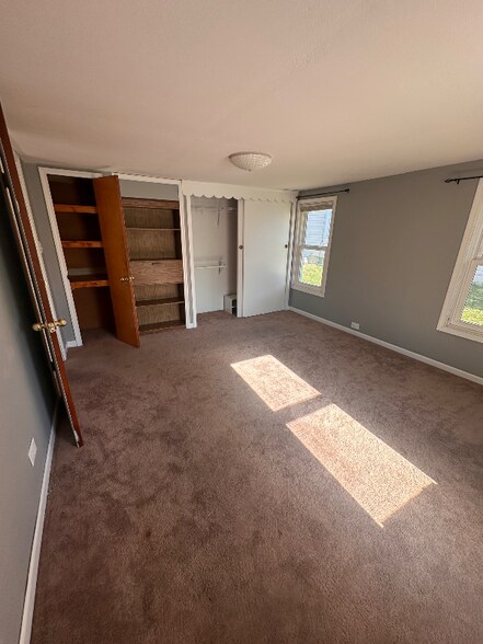 Building Photo - 203 Vicic Ave