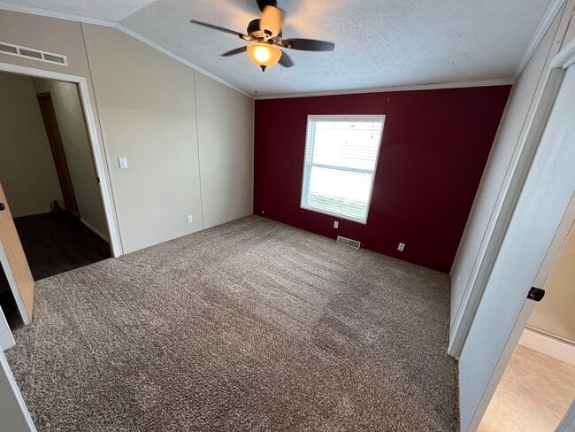 Building Photo - 3 Bedroom 2 Bath High-End Mobile Home with...