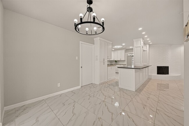 Building Photo - 5207 Bent Bough Ln