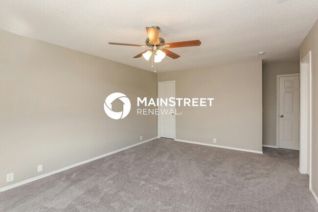 Building Photo - 4 Bedroom Pet-Friendly Home in Glenn Heights, TX with Main Street Renewal