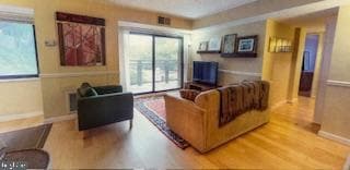 Building Photo - 7611 Maple Ave