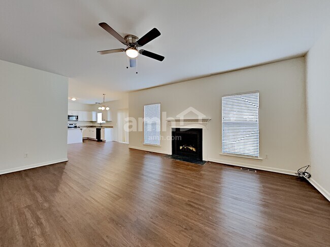 Building Photo - 1441 Bridgecross Pky