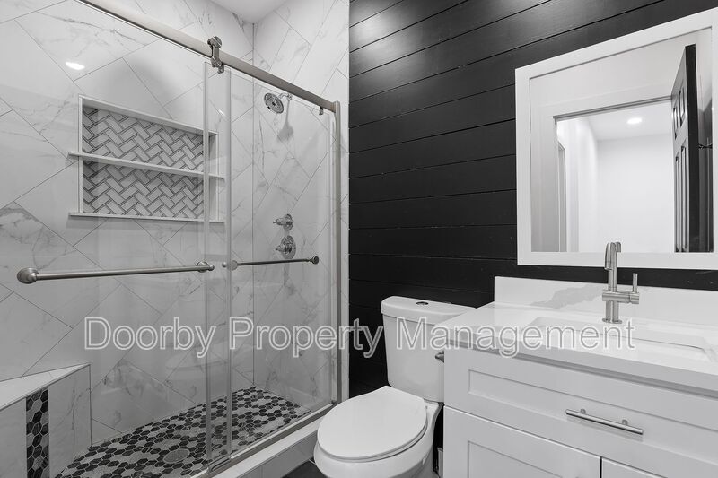 Building Photo - 1508 Bailey Ave