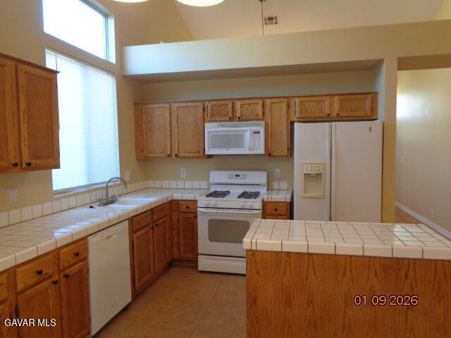 Building Photo - 38865 Fruitridge Ct