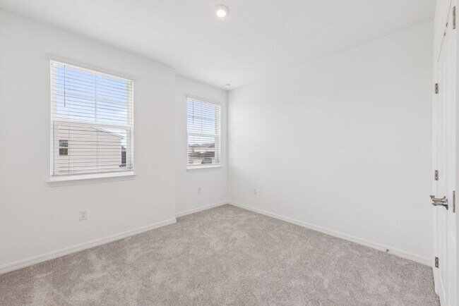 Building Photo - Brand New Construction 4b/3ba Home in Debary