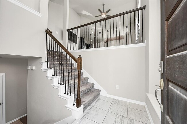 Building Photo - 2518 Terrace Point Dr