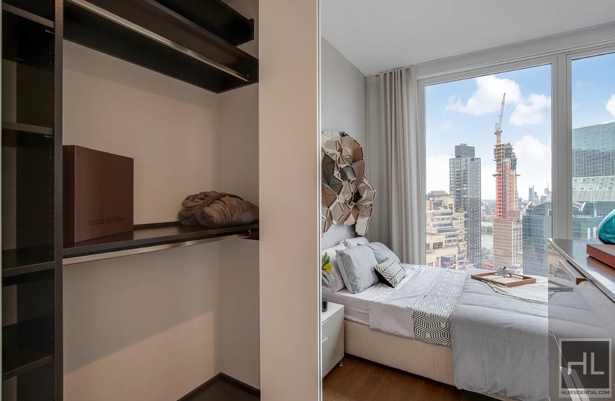 Building Photo - East 44th Street