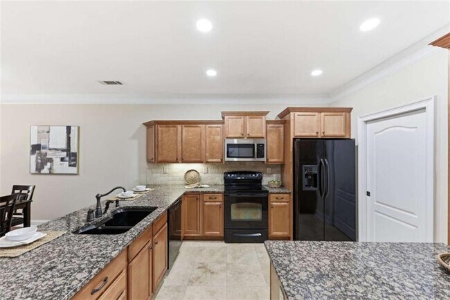 Building Photo - 2826 Fox Wood Ln