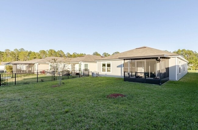 Building Photo - 3 Pinnacle Pl