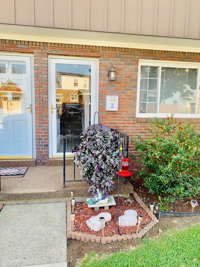 Greenwood Estates 137 Greenwood Ave Belle Vernon PA 15012 Apartment